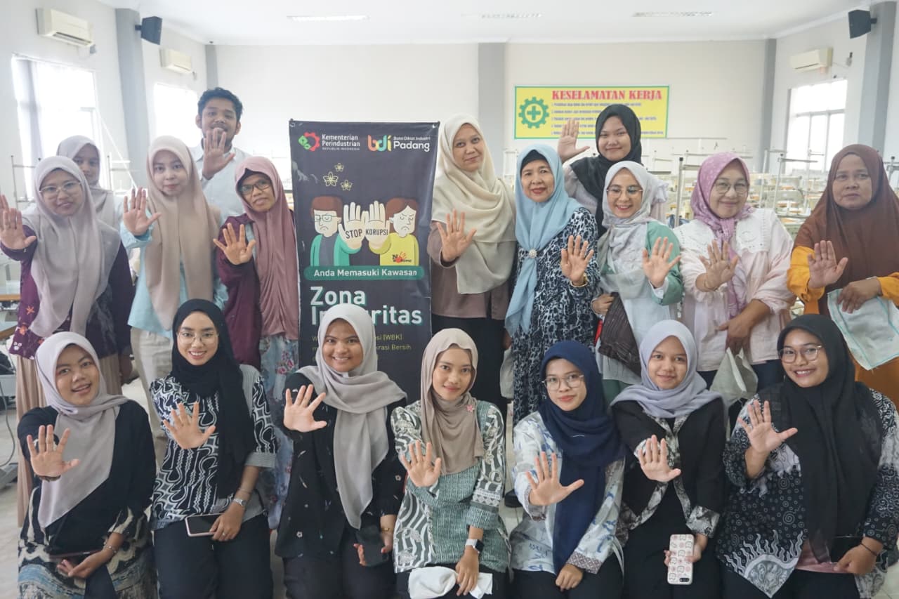 Balai Diklat Industri Padang Sosialisasikan Anti Gratifikasi Kepada Masyarakat